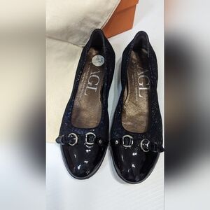 AGL Attilio Giusto Leombruni women's black shimmer ballet shoes flats 37 (US 6)